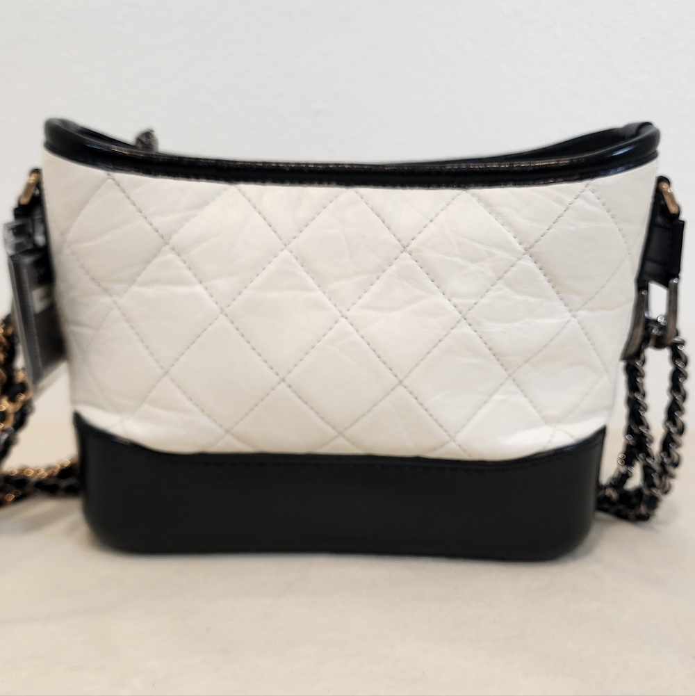 Chanel 1991 Small Gabrielle 2 Toned Double Chain Crossbody.Aged Calfskin Leather - Picture 2 of 16